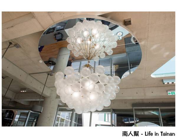 【台南甜食】千層蛋糕界的LV｜千層搭飲料300元~深藍蛋糕旗艦店