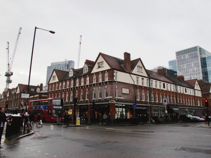 【London．走跳】古著迷注意 ! 來去東倫敦紅磚巷週末二手市集Brick Lane