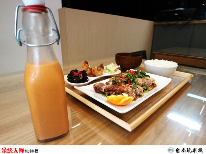 【食記】歸仁泰式美味就在【金絲太極】泰式料理 / 泰國奶茶 / 套餐式餐點
