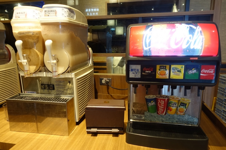 【食記】高雄大魯閣草衙道。涮乃葉日式涮涮鍋吃到飽~多種蔬菜好健康