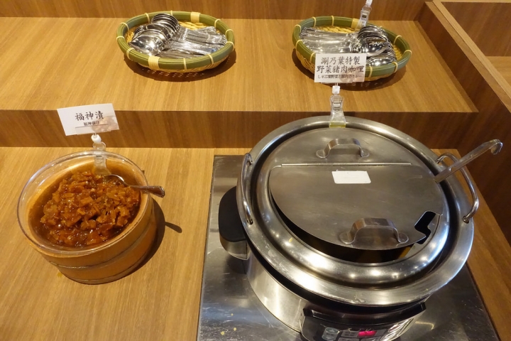 【食記】高雄大魯閣草衙道。涮乃葉日式涮涮鍋吃到飽~多種蔬菜好健康