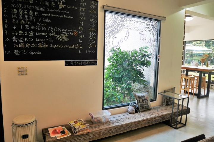 【新北淡水 | 咖啡廳】假日限定的別墅咖啡廳➣錘子咖啡Twi A Coffee Roasters