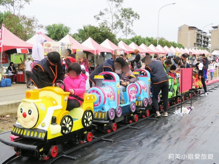 [旅遊] 2017 桃園花彩節萬坪花卉/玩偶公仔/免費小火車及旋轉木馬 (11/4~11/12)