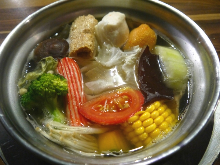 【新北市 中和/捷運景安站】大豚涮涮屋-高CP值火鍋的優質選擇（近遠東世紀廣場）