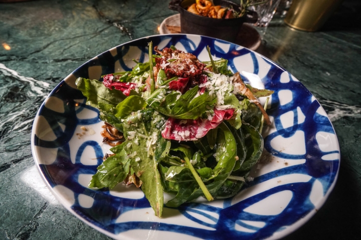 台中微醺美食 | MATCHES餐館低調奢華 / 以法國伊斯尼奶油  爐烤１０盎司戰斧豬排  低溫烹調最極致的美味
