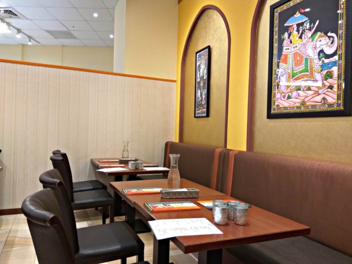 高雄市[印度料理]印度皇宮-大魯閣草衙道店-異國料理~印度咖哩+烤餅+香料奶茶~~