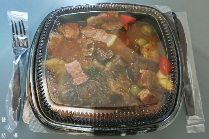南法午餐便當.經典鄉村料理愛斯杜菲燉牛尾.PAUL保羅麵包