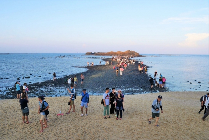 【澎湖馬公 | 景點】感受連大海也為你退讓的奇景☞奎壁山摩西分海