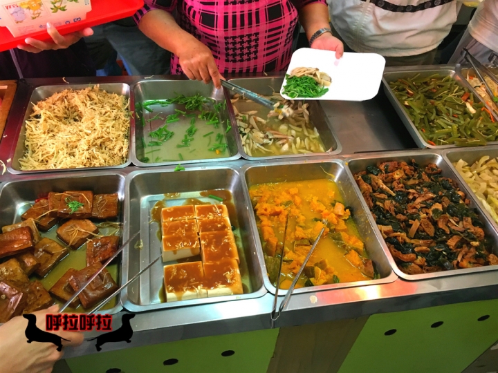 [高雄-三民-美味食記]天心素食-以佛心來秤價錢的好吃素食店
