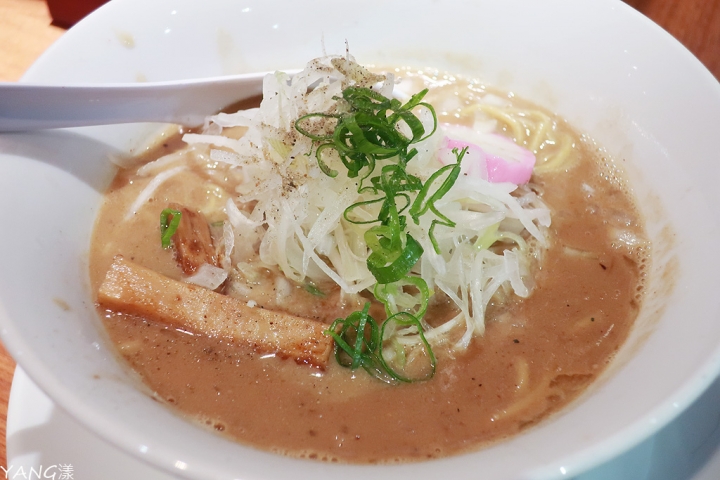 【拉麵】勝王，沒排個一小時以上是吃不到的