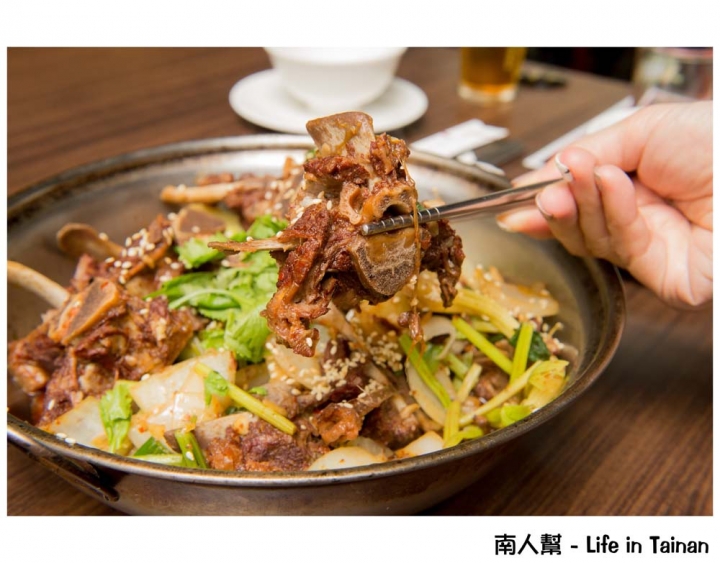 【台南東區-美食】聚餐｜家庭吃飯｜平日午餐限定羊蠍子個人版｜道地北方徐州菜 ~ 大翟門地鍋雞
