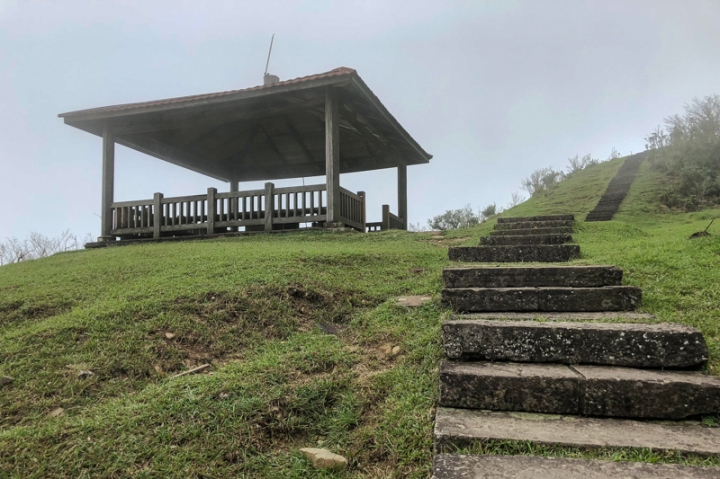 [亂拍照] 草嶺古道芒花季 (宜蘭大里-草嶺古道-埡口-桃源谷步道)