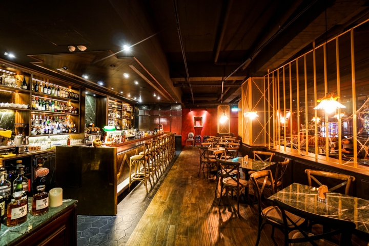 台中微醺美食 | MATCHES餐館低調奢華 / 以法國伊斯尼奶油  爐烤１０盎司戰斧豬排  低溫烹調最極致的美味