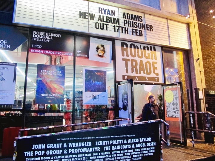 【London．走跳】古著迷注意 ! 來去東倫敦紅磚巷週末二手市集Brick Lane