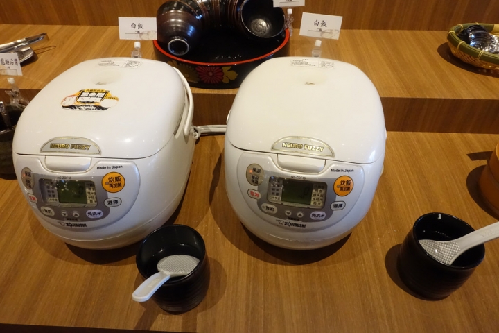 【食記】高雄大魯閣草衙道。涮乃葉日式涮涮鍋吃到飽~多種蔬菜好健康