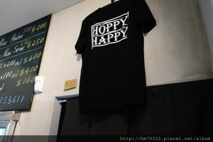 『桃園美食』- 桃園新埔七街．Hop In Taproom / 藝文特區 / Craft Beer / Sake / 精釀啤酒