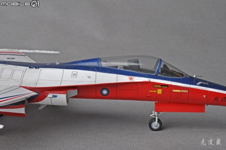 今年第六件拙作，也是今年度最後一件完成品：經國號單座戰機原型機