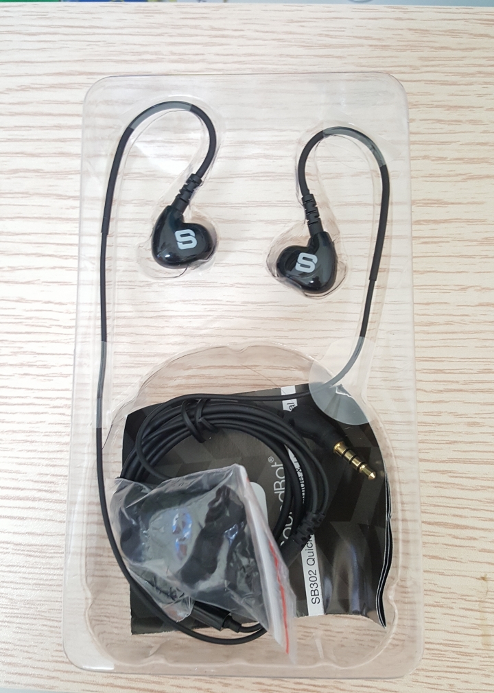 【A&J 開箱】SoundBot SB302 簡易開箱
