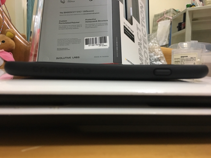 關於 犀牛盾 playproof 純色