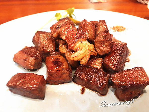 【桃園美食】牛仔好忙原塊牛排建國店,買一送一活動,12/1~12/31止