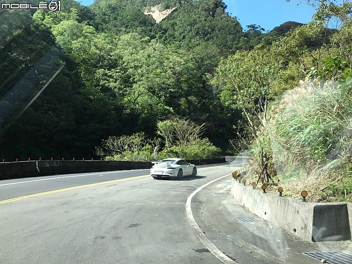 [AJ開箱]- 風雨過後，曙光乍現- Volkswagen  Passat  Variant  380TSI   R-Line  Performance