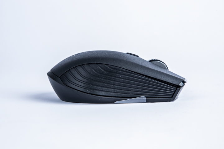 【開箱】全球限量1337只紀念款 Razer「ATHERIS 刺鱗樹蝰」Signature Black Edition開箱分享