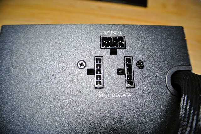 酷碼 MasterWatt 550 半模組化銅牌電源 輕開箱~