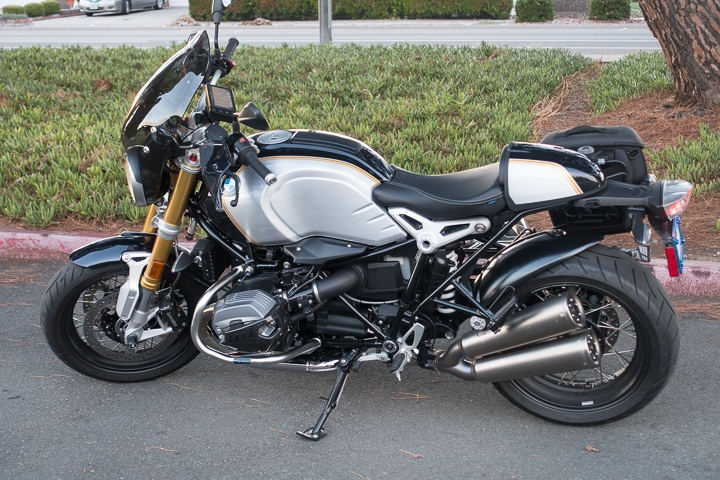 [開箱文] 2017 BMW R9T Blue Planet Metallic / Aluminum