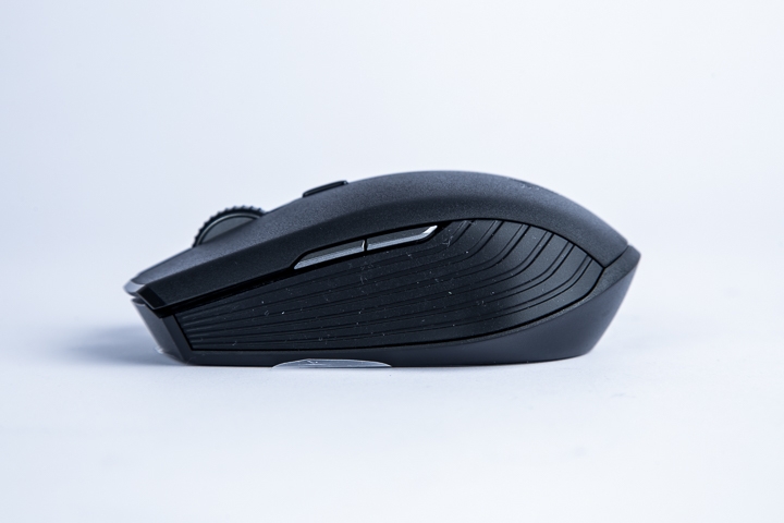 【開箱】全球限量1337只紀念款 Razer「ATHERIS 刺鱗樹蝰」Signature Black Edition開箱分享