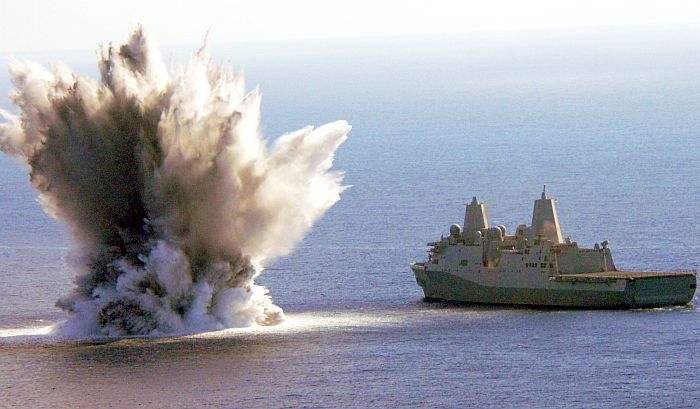聖安東尼奧級兩棲船塢運輸艦