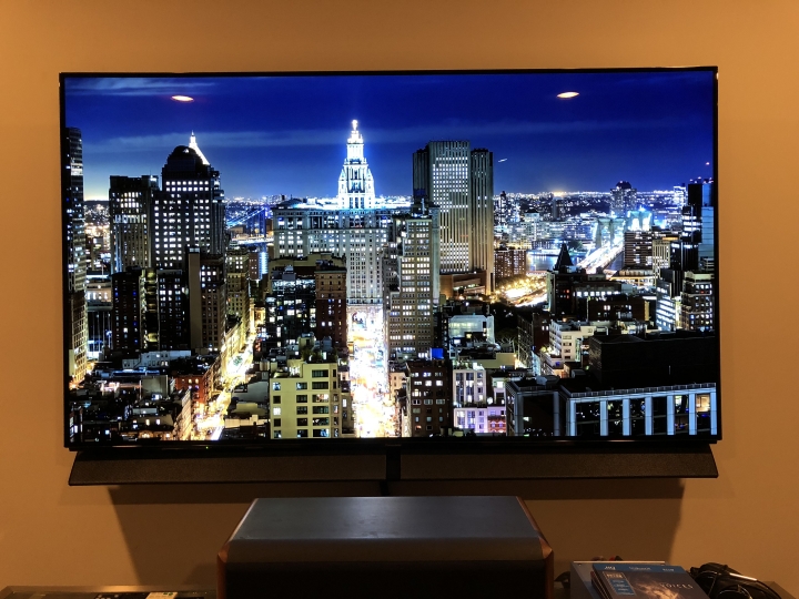 簡單開箱  Panasonic OLED TV TH-65EZ1000W