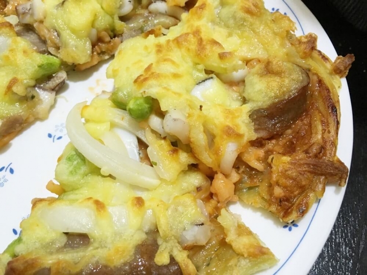 【創意料理-抓餅】用蔥媽媽抓餅也能在家輕鬆做PIZZA(烤箱版)