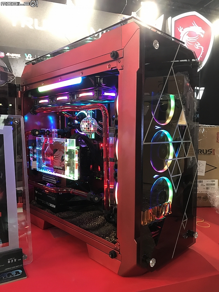 【機殼改裝】閃瞎你的眼，夜店改裝風格 LUXY 71