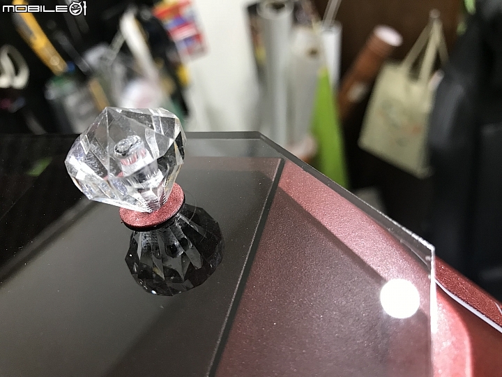 【機殼改裝】閃瞎你的眼，夜店改裝風格 LUXY 71