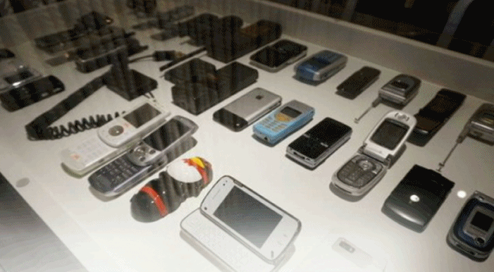 【體驗】搶先體驗搭載全球首款AI晶片HUAWEI Mate10/Mate10 Pro．更懂你的手機嚇到吃手手．照相更智慧．翻譯超溝通．會學習更懂你的聰明手機。