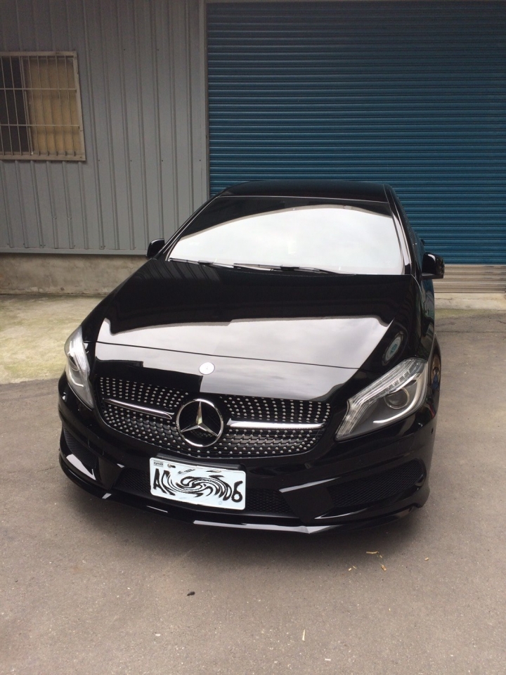 批著狼皮的羊,人生中的第一台車 BENZ A180 AMG  仿A250 AMG微開箱