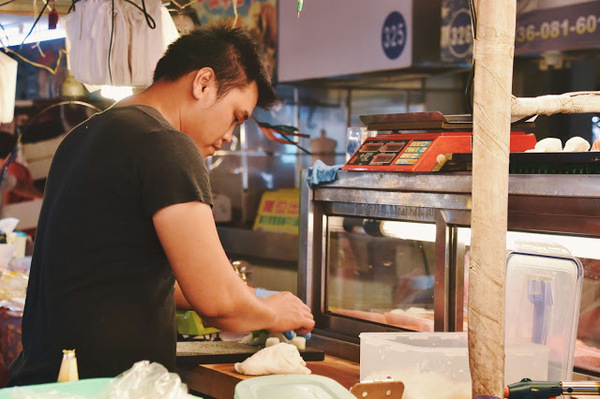 漁郎生魚片(攤位號碼331)｜東港・隱藏在魚市場裡的美味小攤