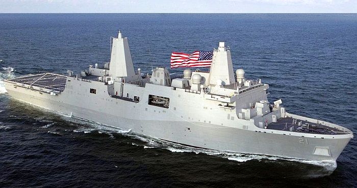 聖安東尼奧級兩棲船塢運輸艦