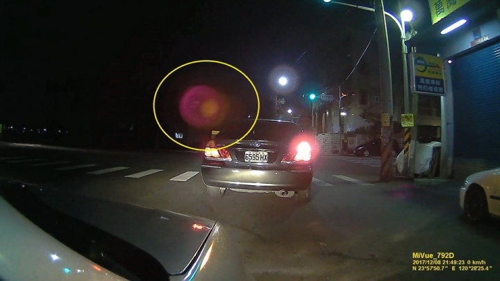 Mio 792 影片有紅色的光點，這是正常的嗎？