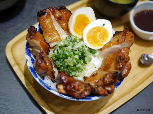 期間限定正義聯盟英雄聯名丼飯。地表最強。開丼。南紡購物中心｜南紡夢時代｜燒肉丼｜台南美食