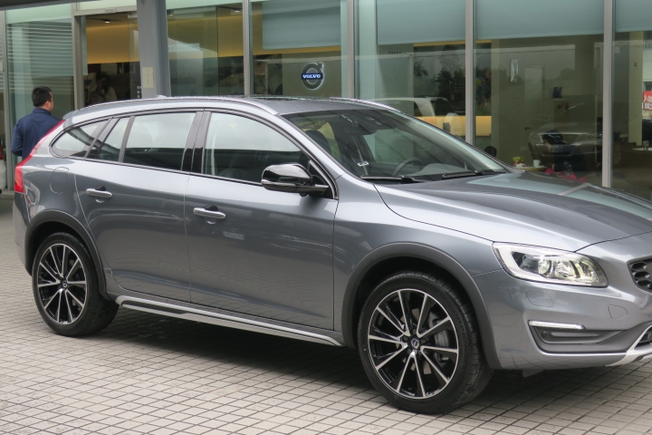VOLVO 安全不分等級，試在必行之 跨界傳奇V60 Cross Country CSK不專業體驗分享 (圖多)