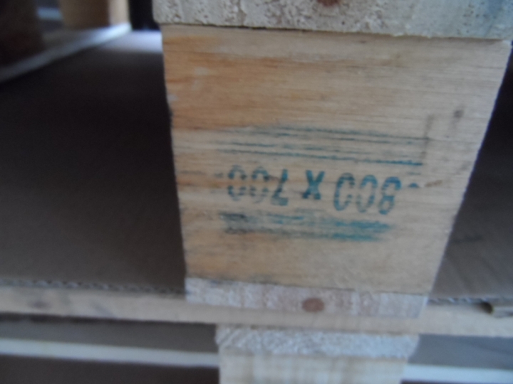 12/11 台北內湖免費棧板(需自載)(12/15)已索取完成)