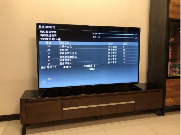 Panasonic 65EX600W 開箱