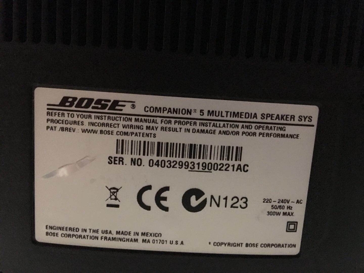 想詢問有關110v - 220v 升壓器的適用