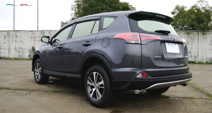 計畫趕不上變化-RAV4 2.0 滿月開箱心得