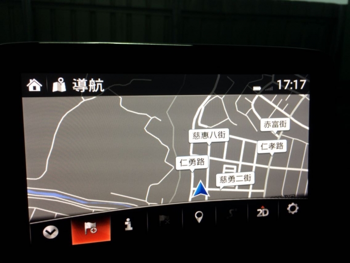 mazda2 不專業開箱