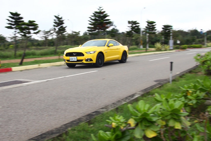 Mustang 5.0 GT一萬公里爽達標!!