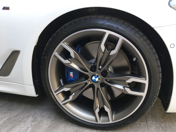 舊愛x4 m40i vs新歡m550i