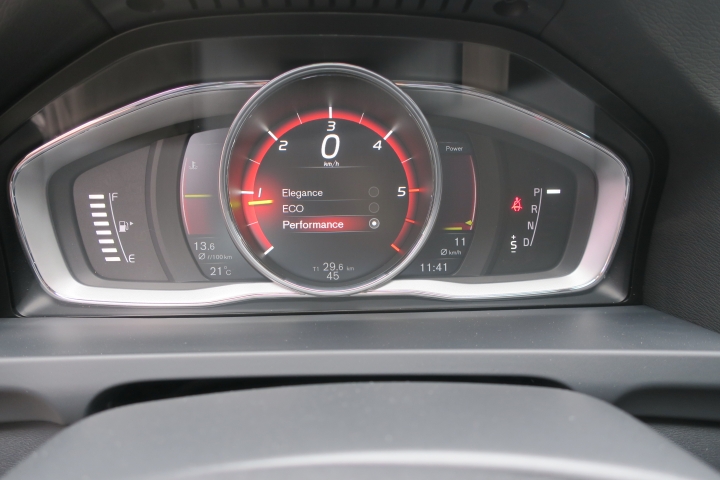 VOLVO 安全不分等級，試在必行之 跨界傳奇V60 Cross Country CSK不專業體驗分享 (圖多)