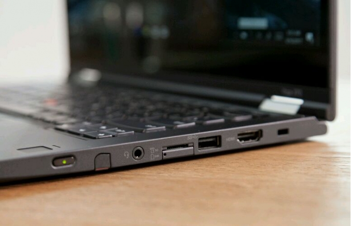 ［請教］ThinkPad Yoga 370 (無 WWAN 機型) 有無配置 SIM 卡托盤